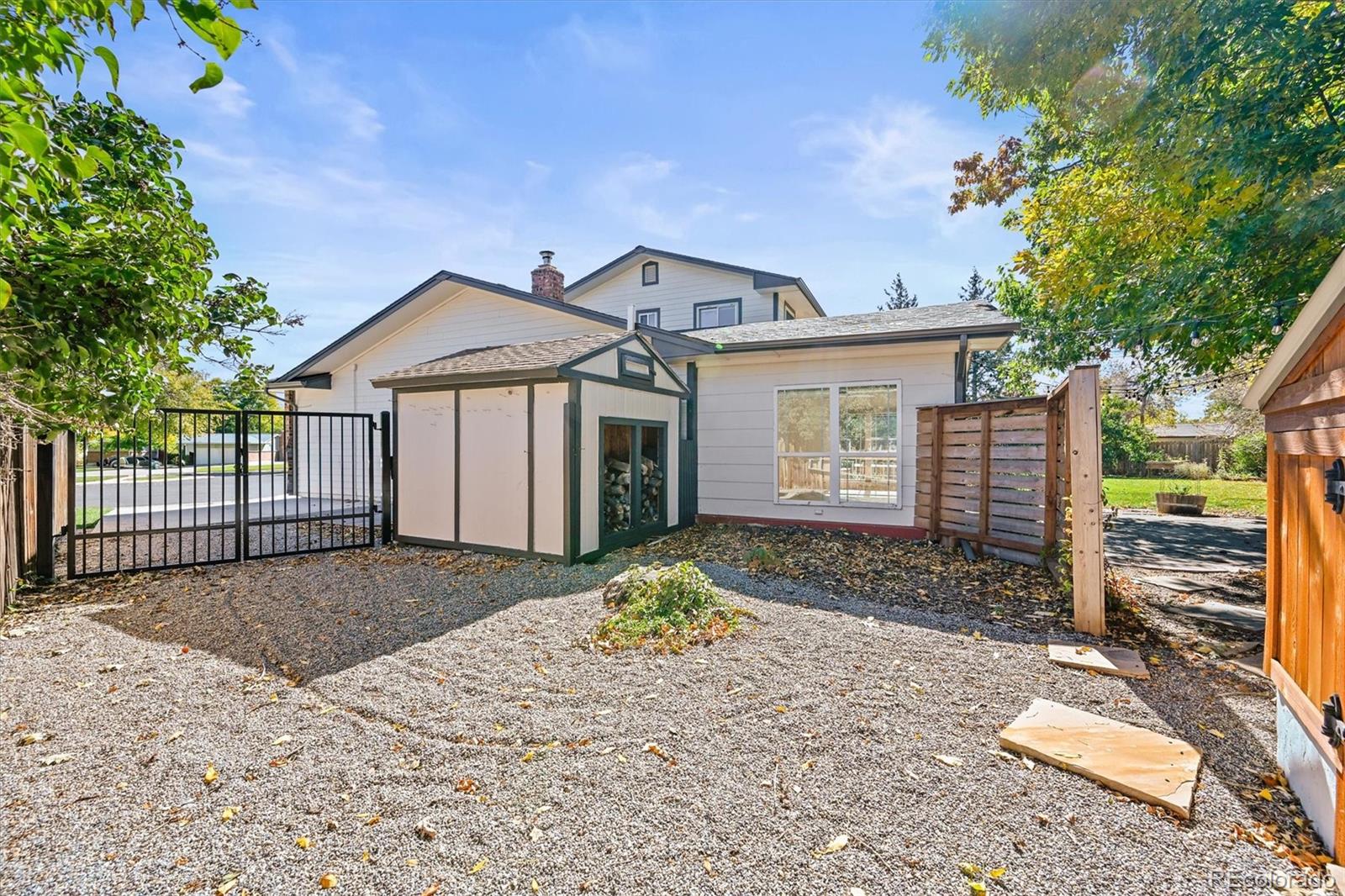 987 S Johnson Street