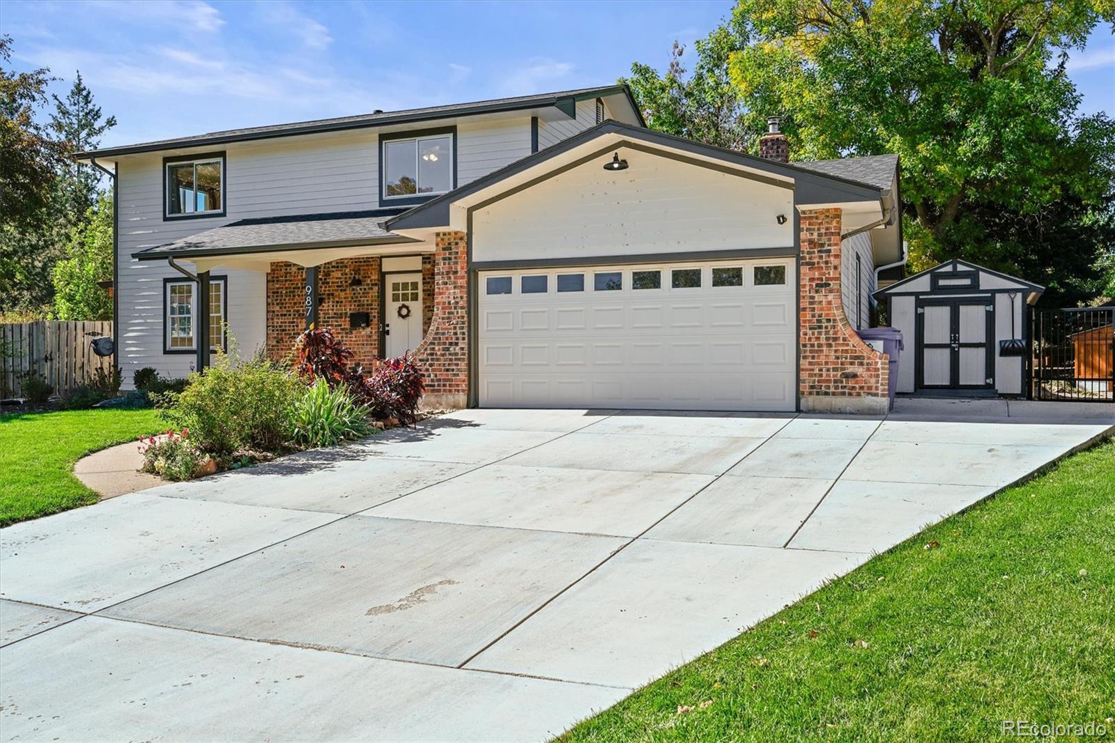 987 S Johnson Street