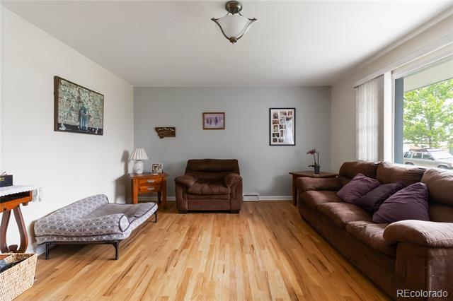3317 W Belmont Avenue