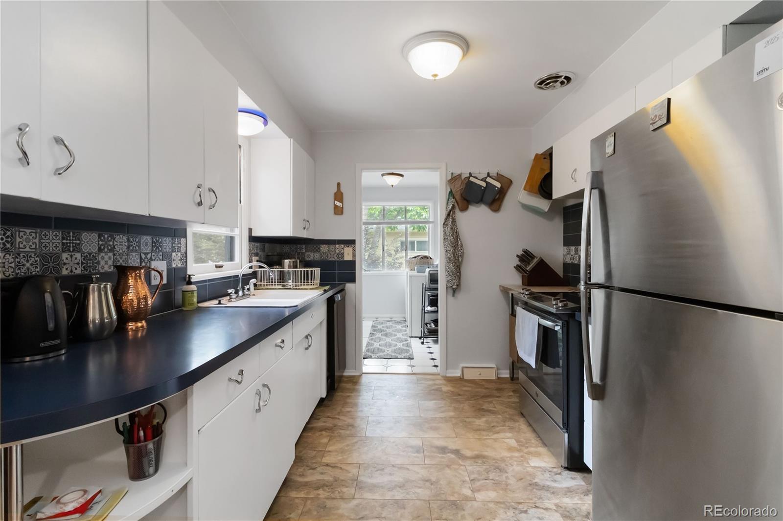 3317 W Belmont Avenue