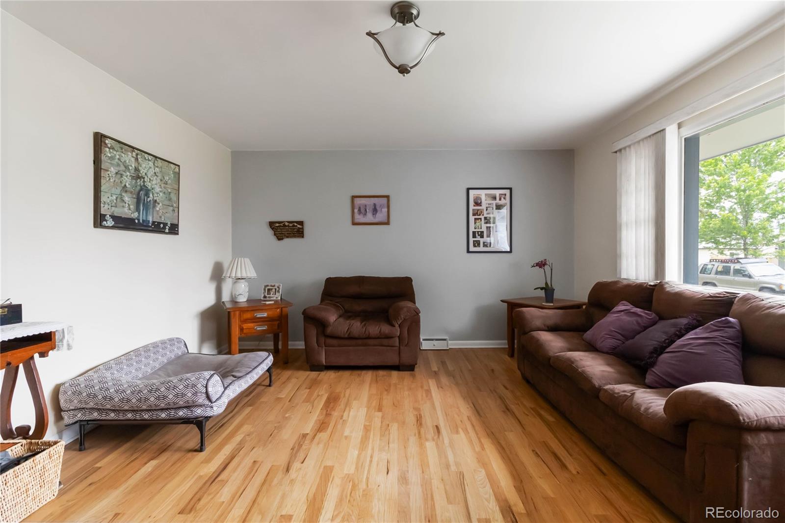 3317 W Belmont Avenue