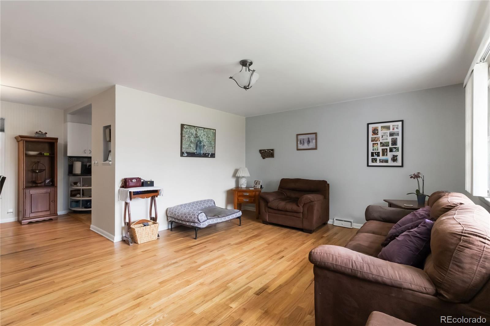 3317 W Belmont Avenue