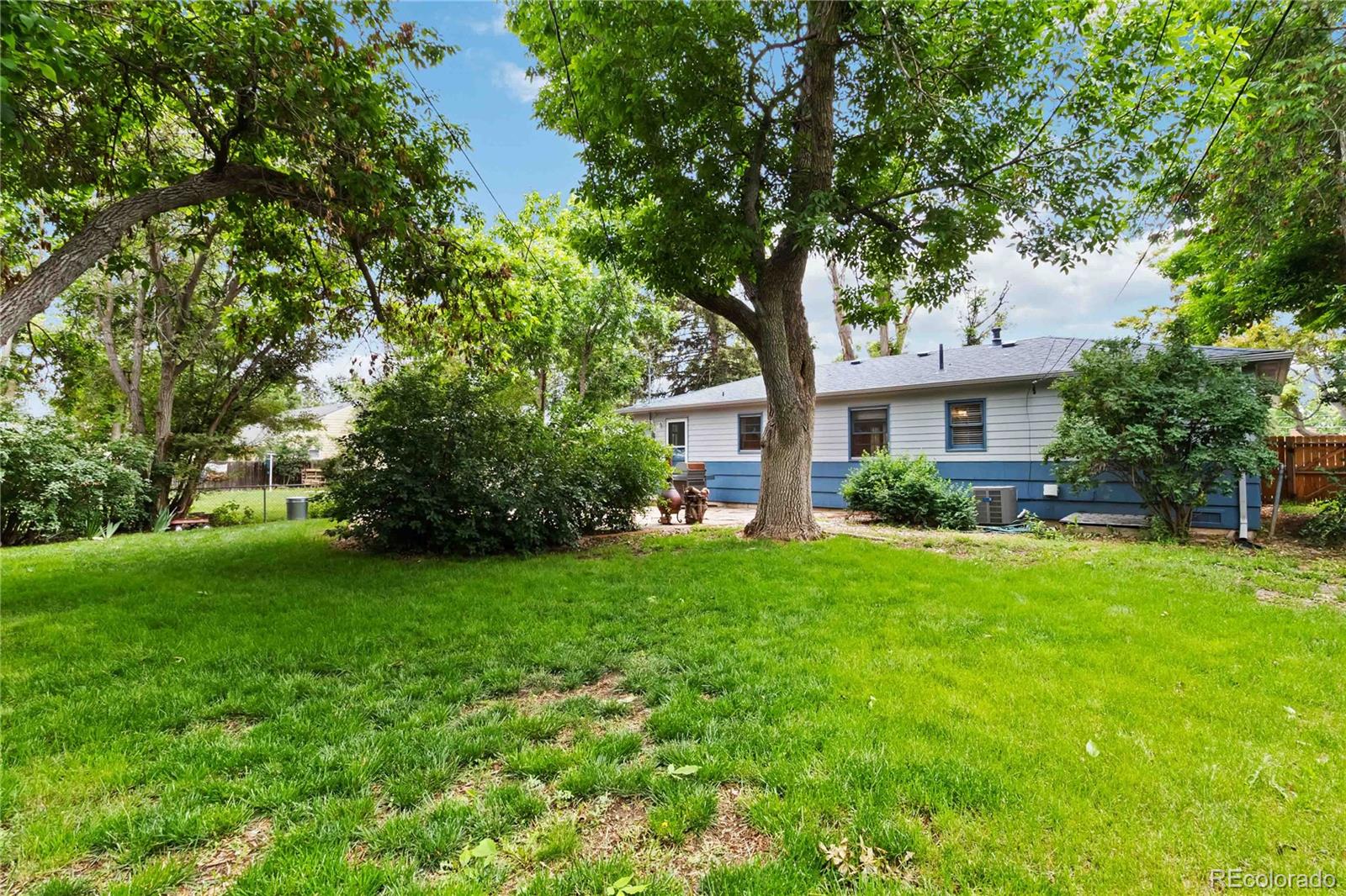 3317 W Belmont Avenue