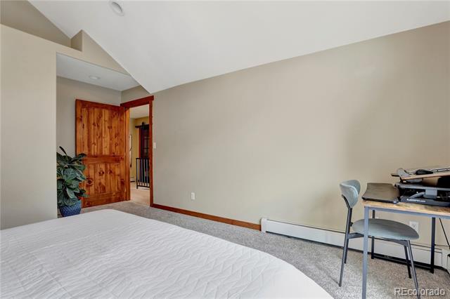 3058 Bergen Point Trail
