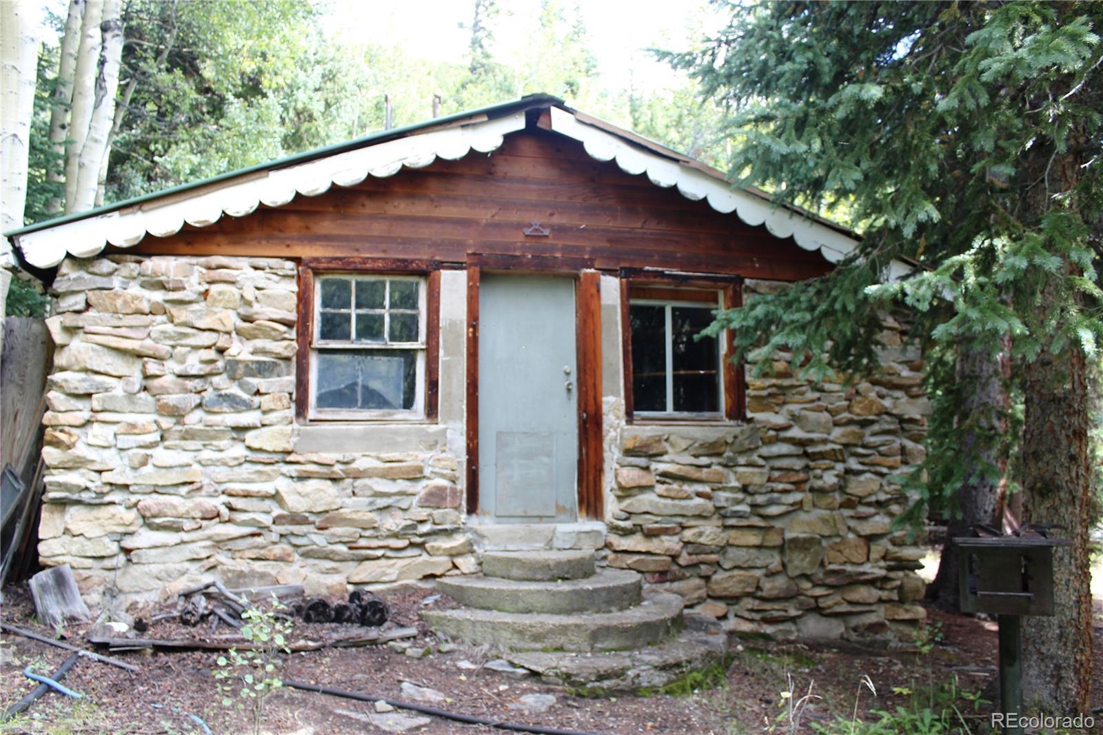1575 Stewart Gulch Road