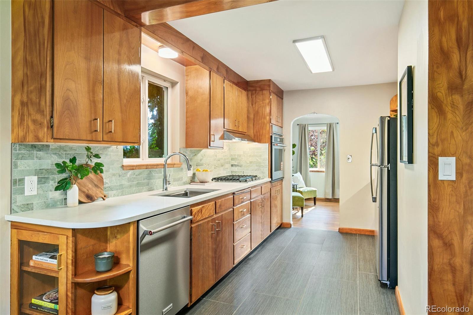 3127 S Corona Street