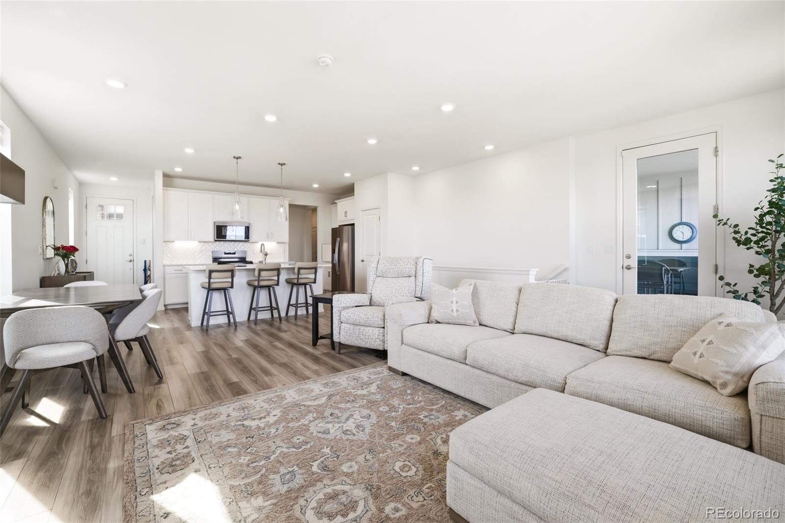 17693 W 93rd Place