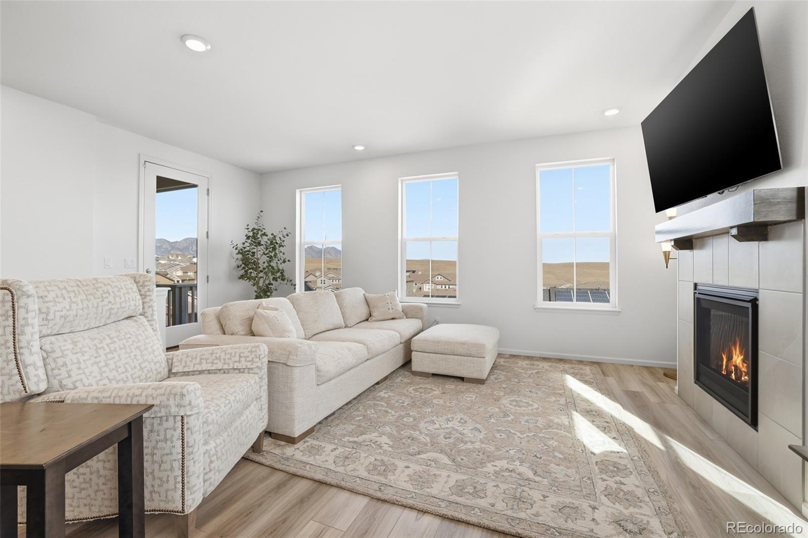 17693 W 93rd Place