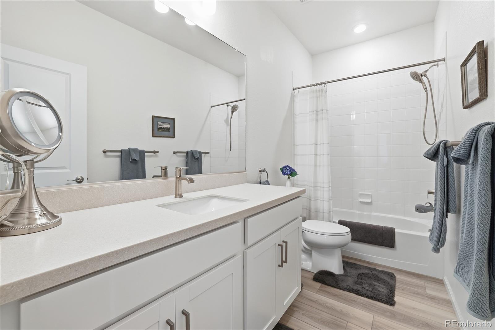 17693 W 93rd Place