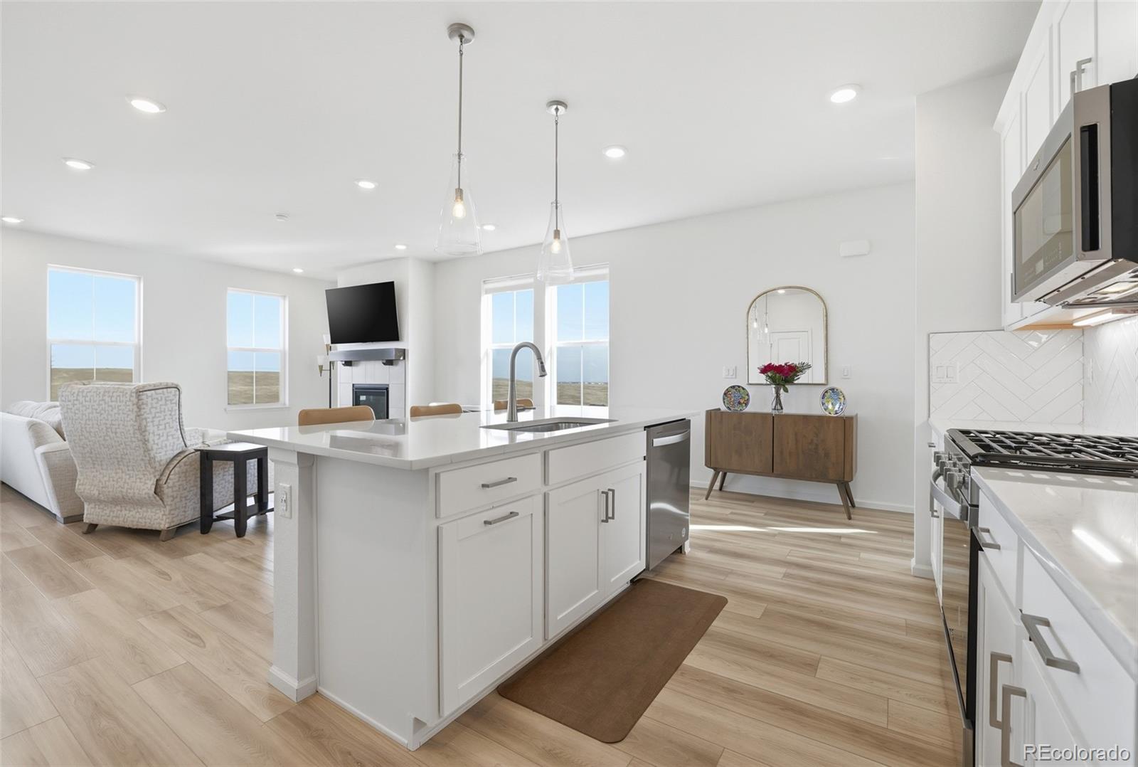 17693 W 93rd Place
