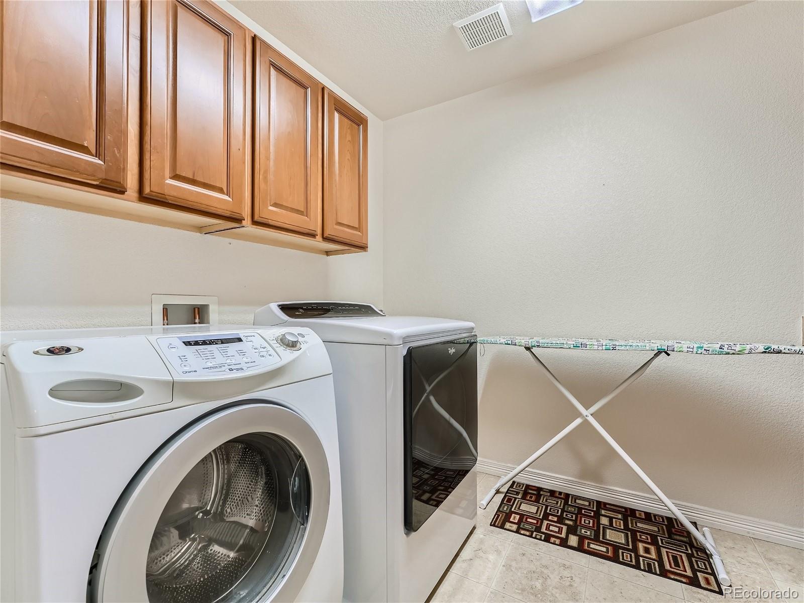 6523 S Irvington Way