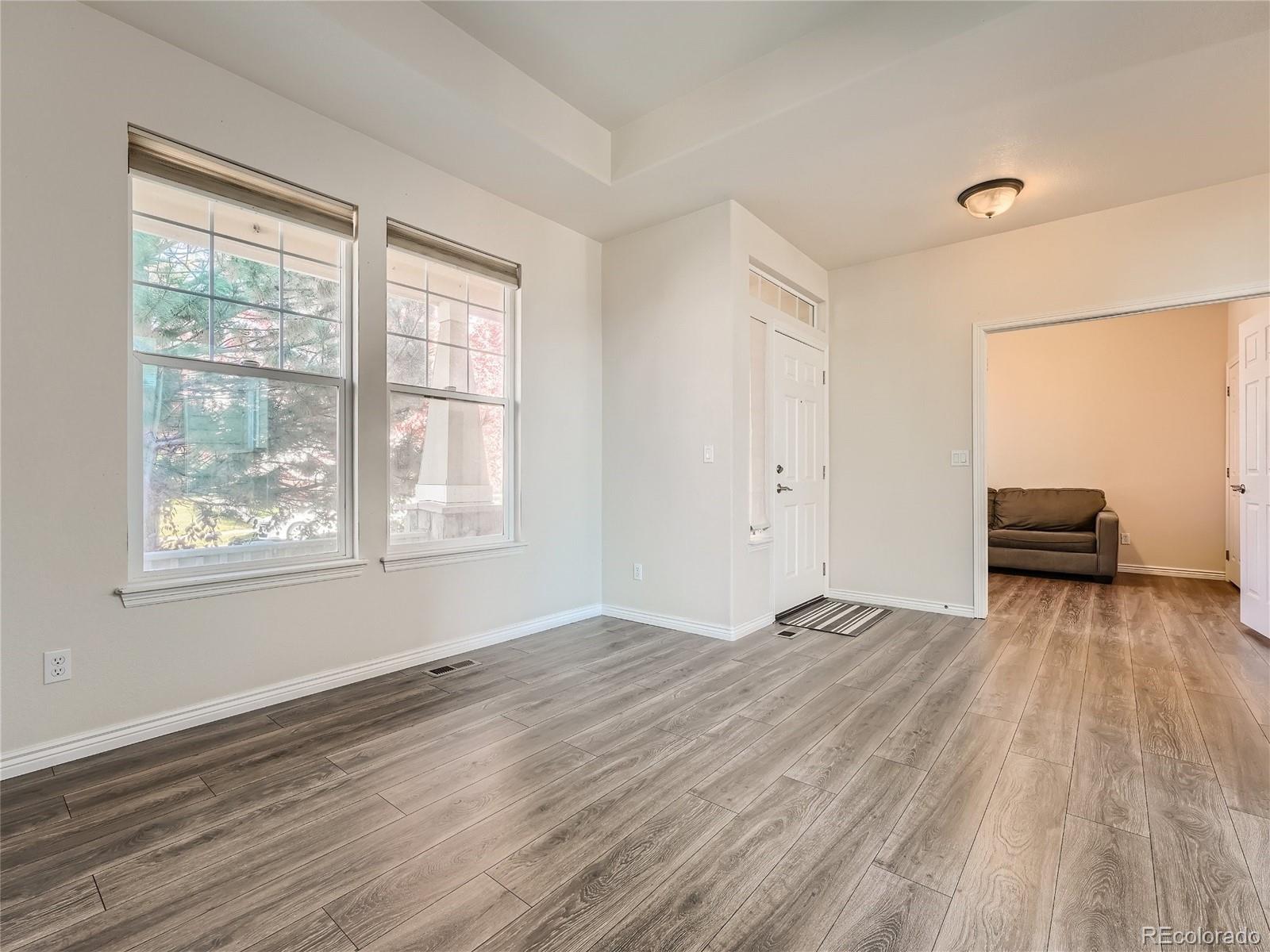 6523 S Irvington Way