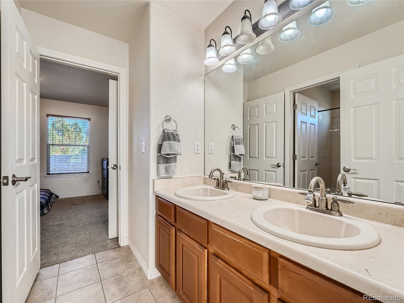 6523 S Irvington Way