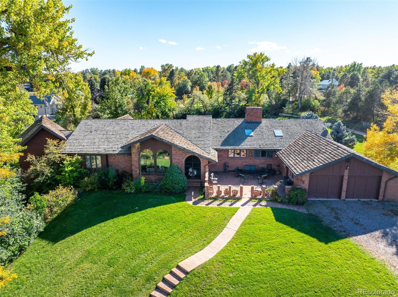 2600 E Willamette Lane