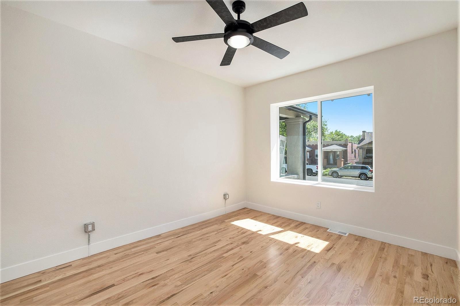 1437 Lowell Boulevard