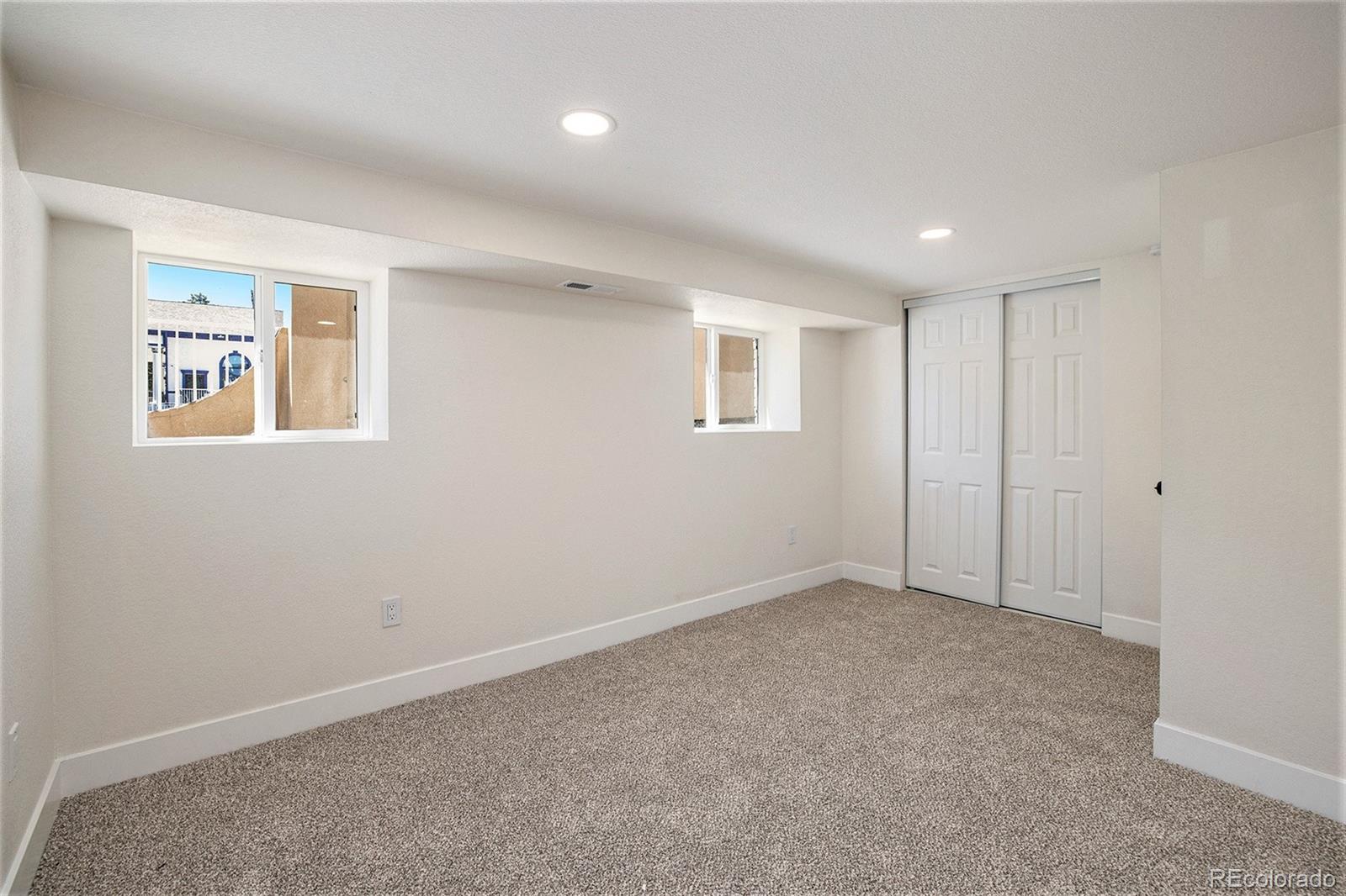 1437 Lowell Boulevard