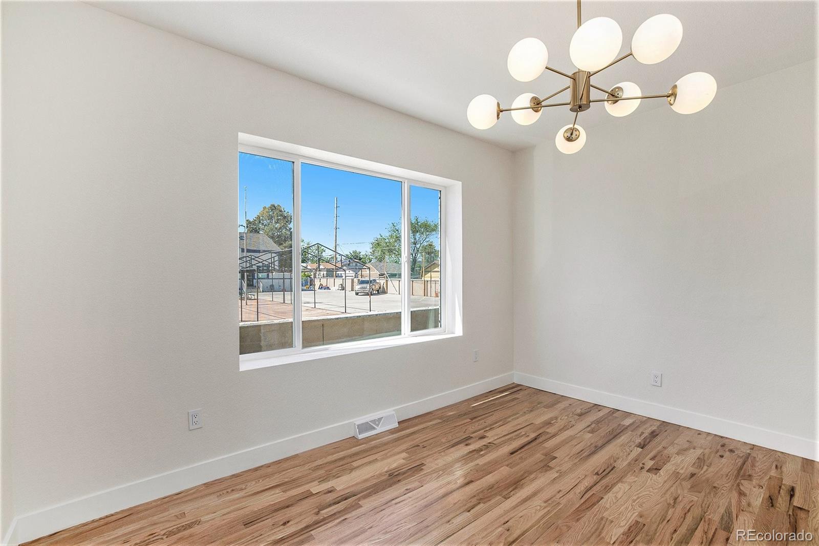 1437 Lowell Boulevard