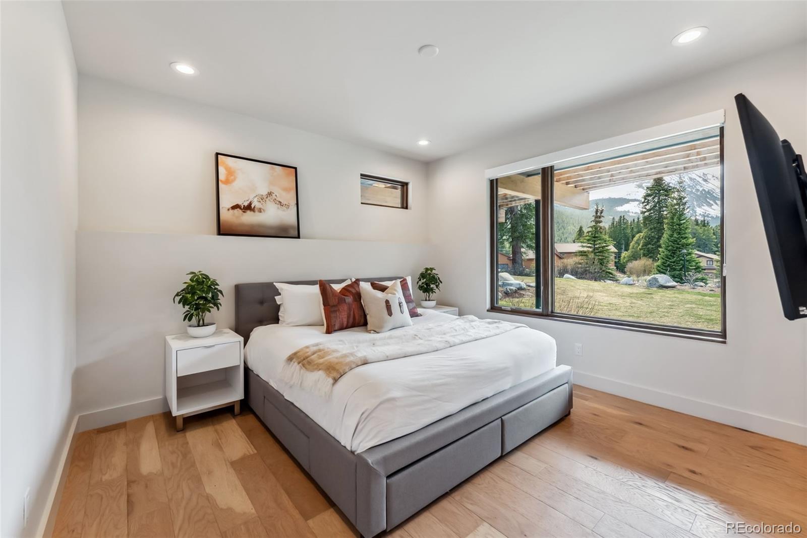 427 Whispering Pines Circle