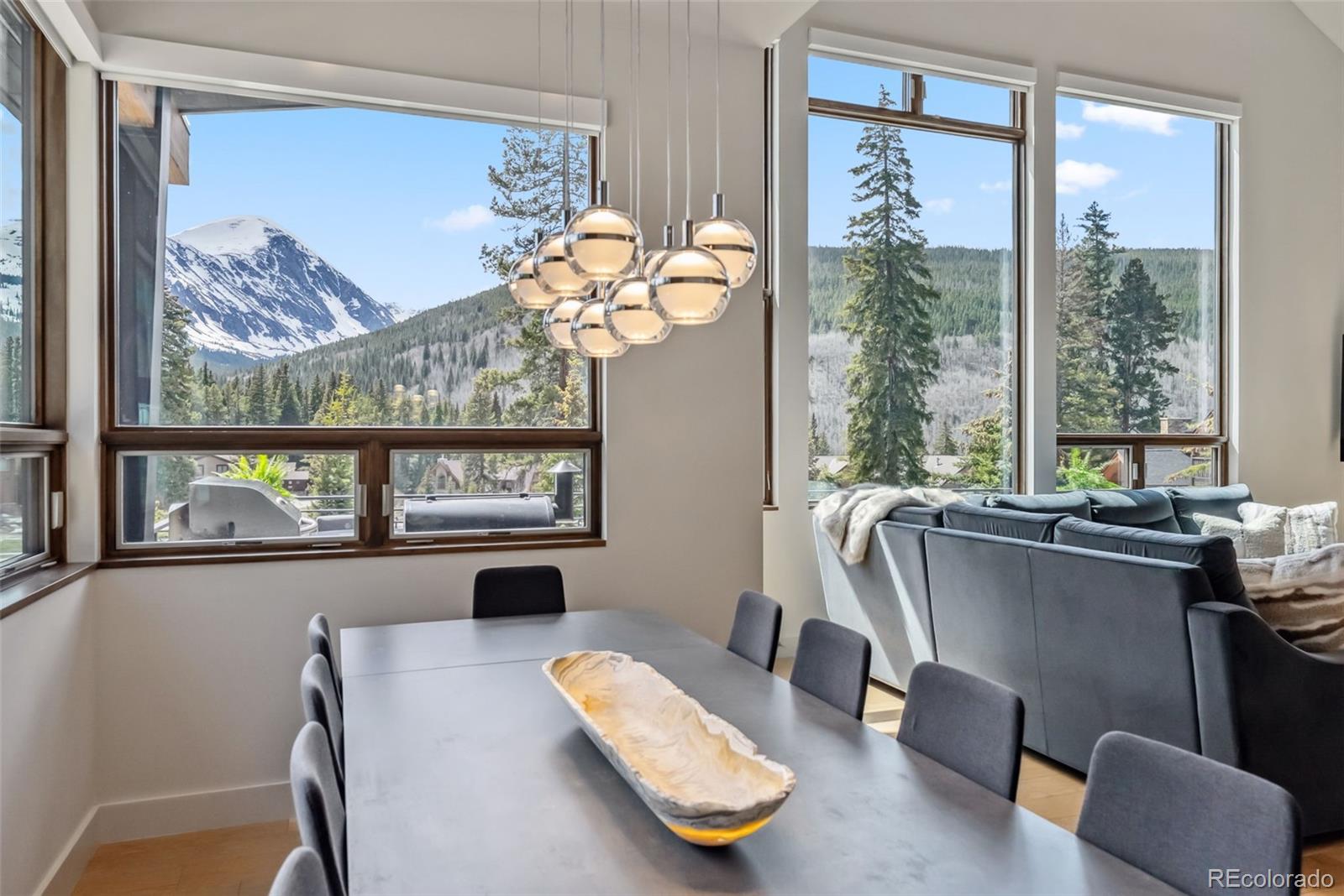 427 Whispering Pines Circle