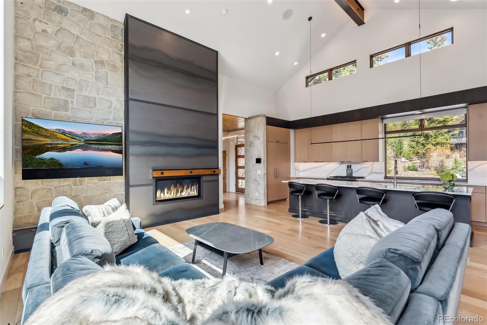 427 Whispering Pines Circle