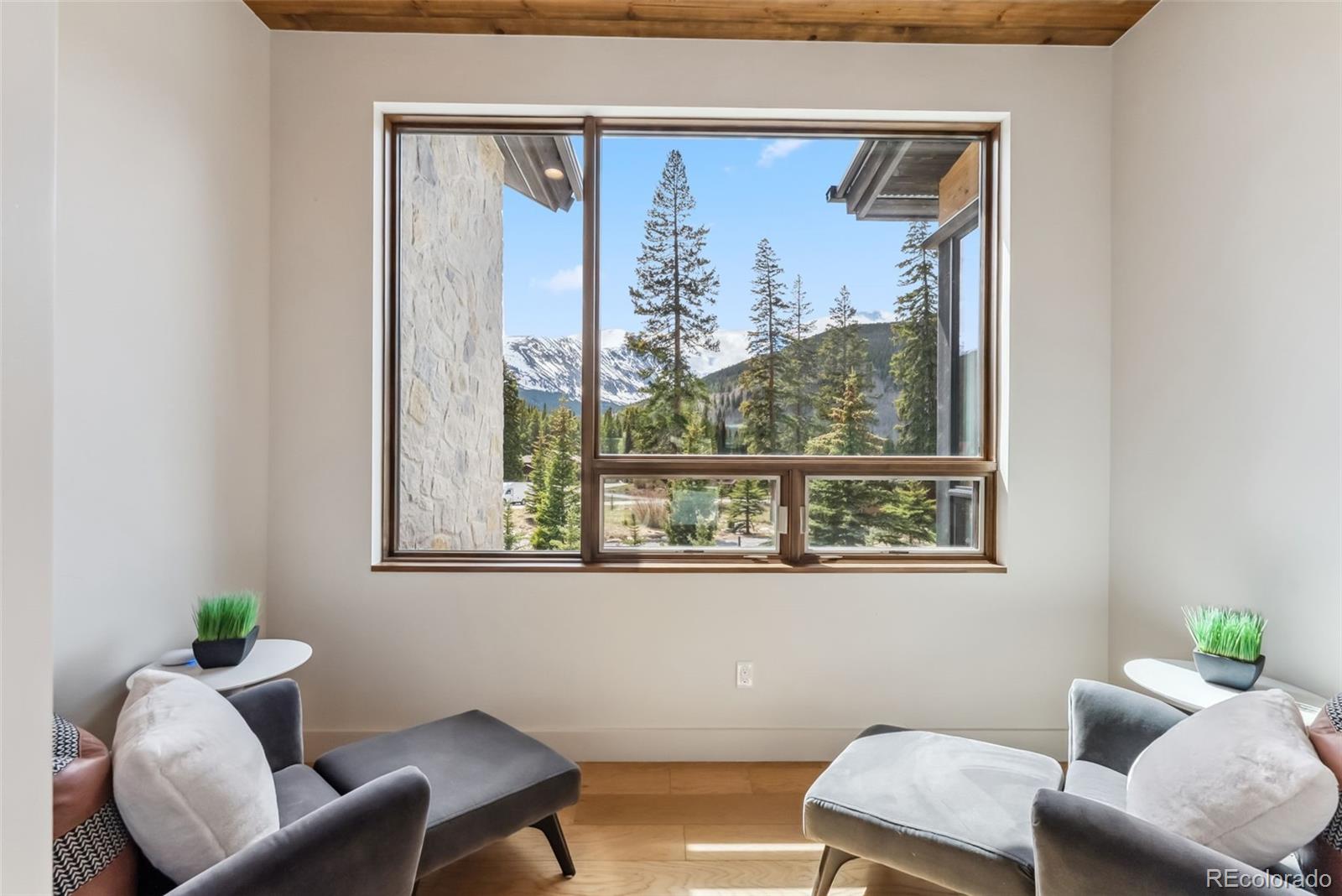 427 Whispering Pines Circle