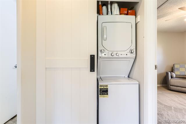 3225 S Garrison Street Unit: 9