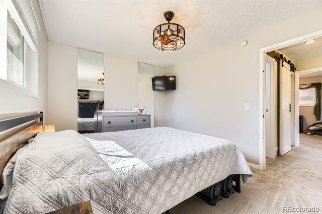 3225 S Garrison Street Unit: 9