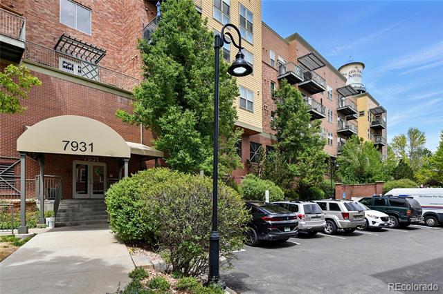 7931 W 55 th Avenue Unit: 105