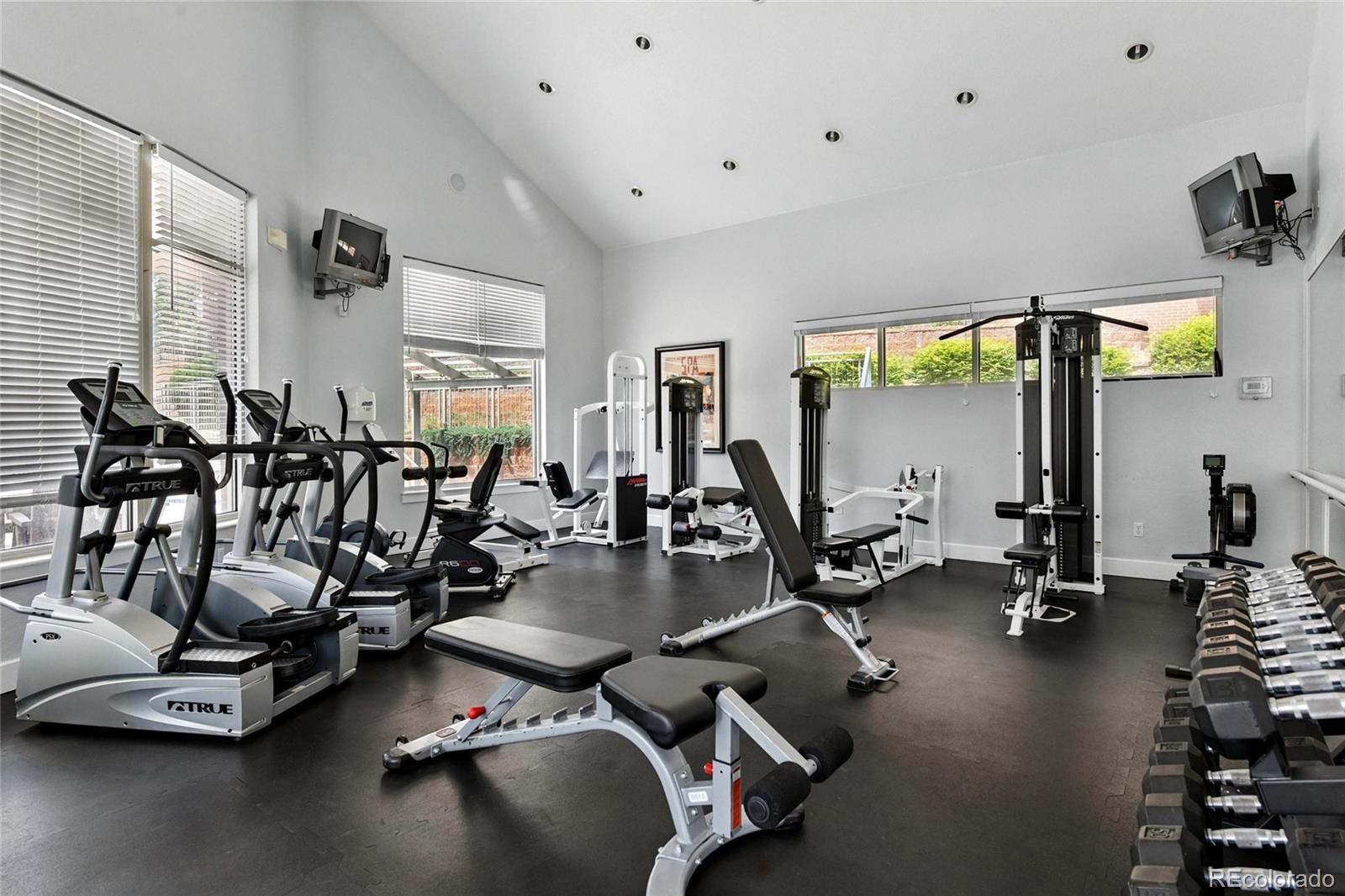 7931 W 55 th Avenue Unit: 105