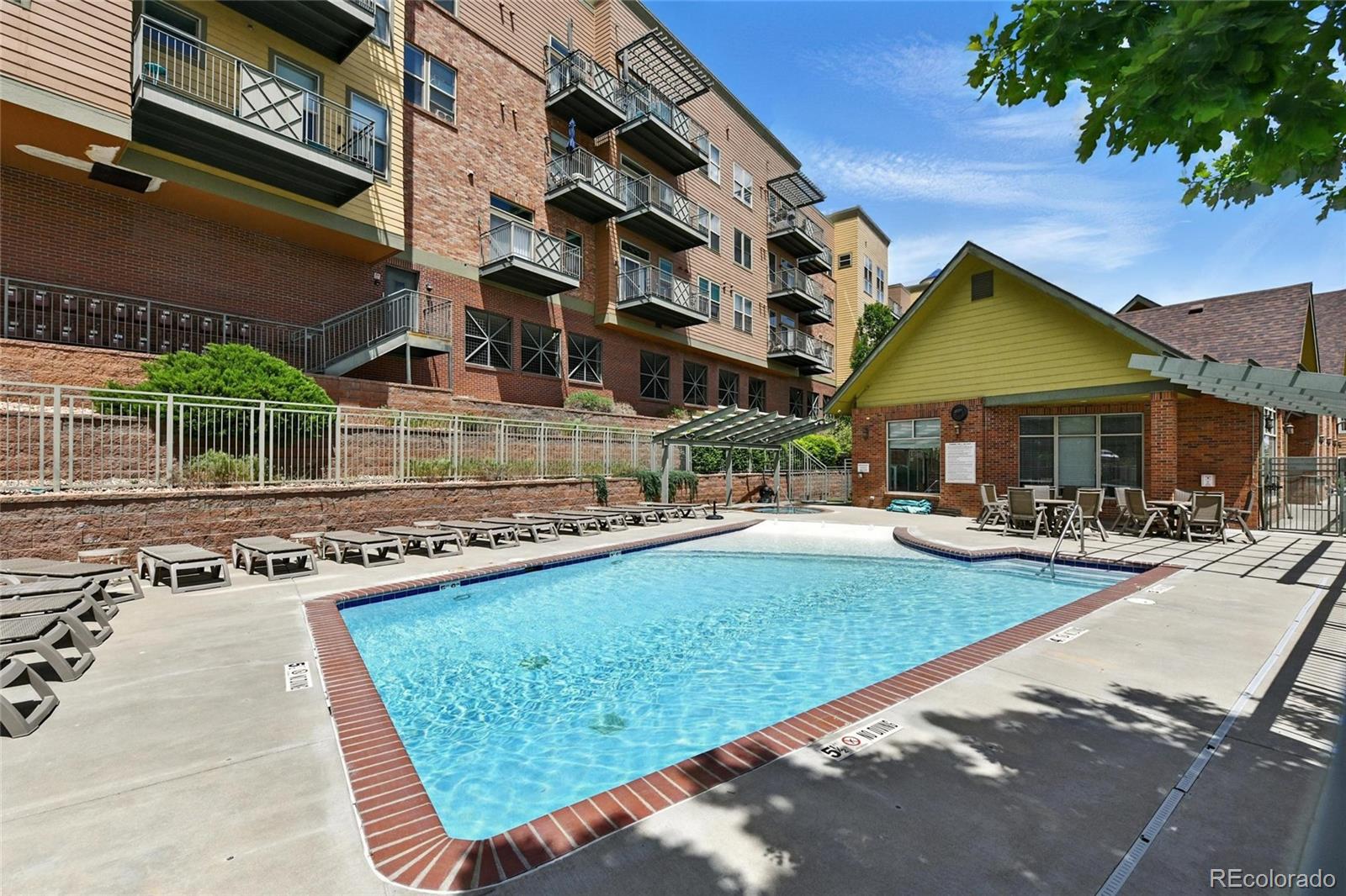 7931 W 55 th Avenue Unit: 105