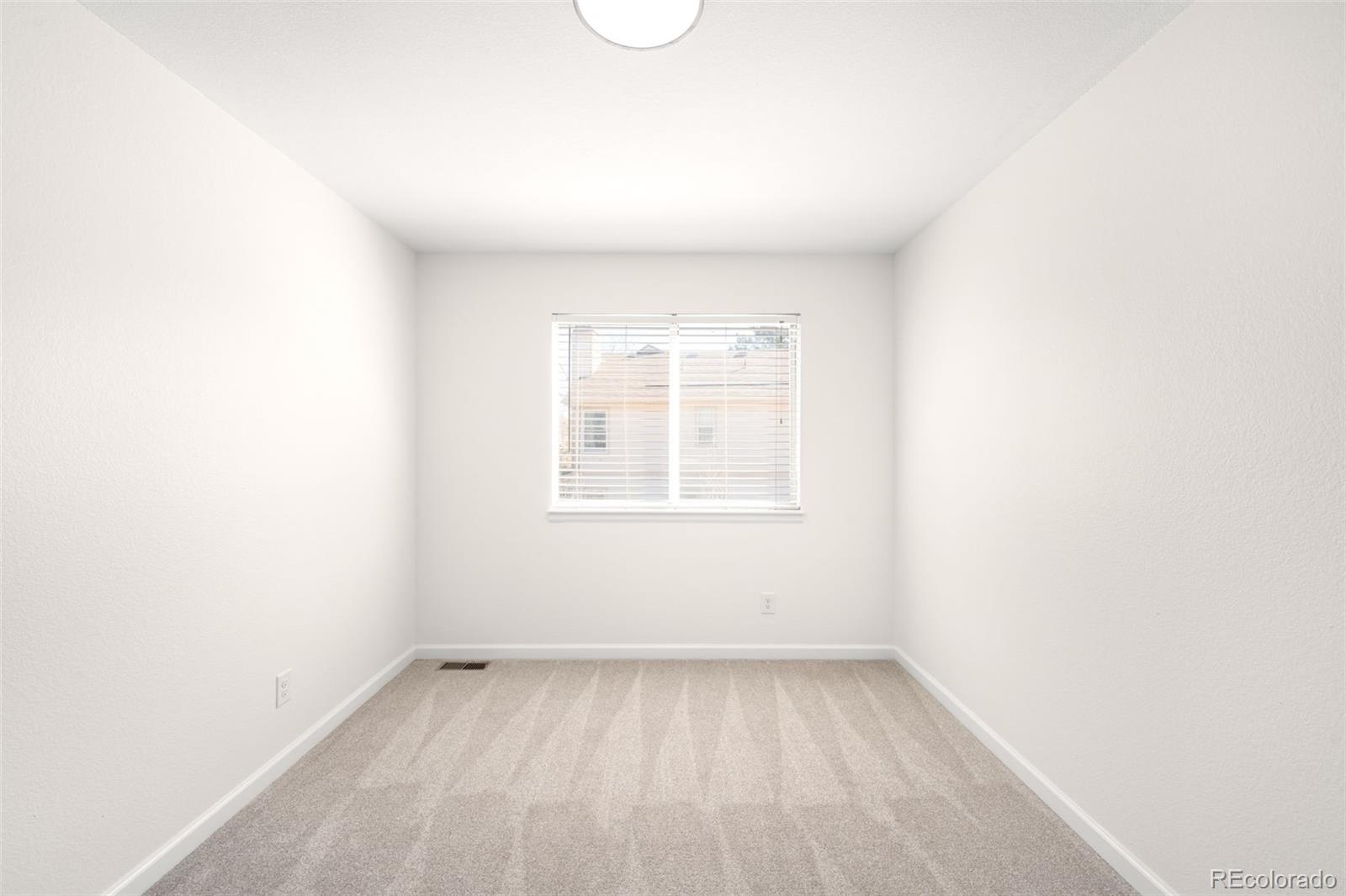 4962 N Blazingstar Trail