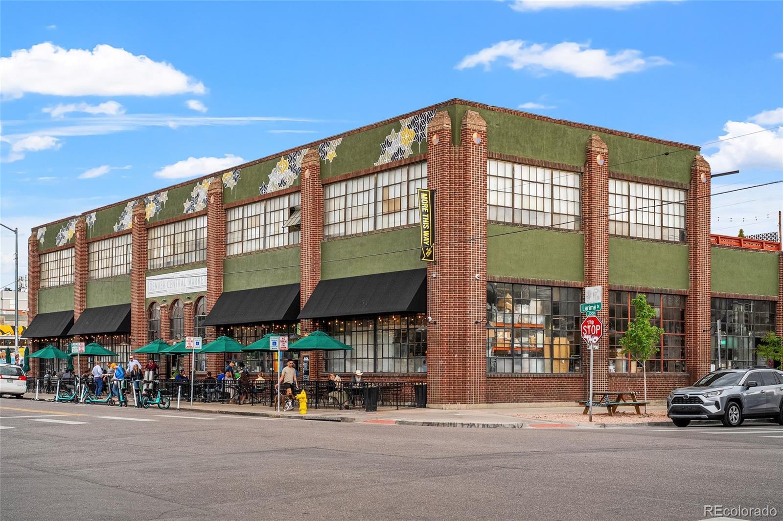 2515 Larimer Street