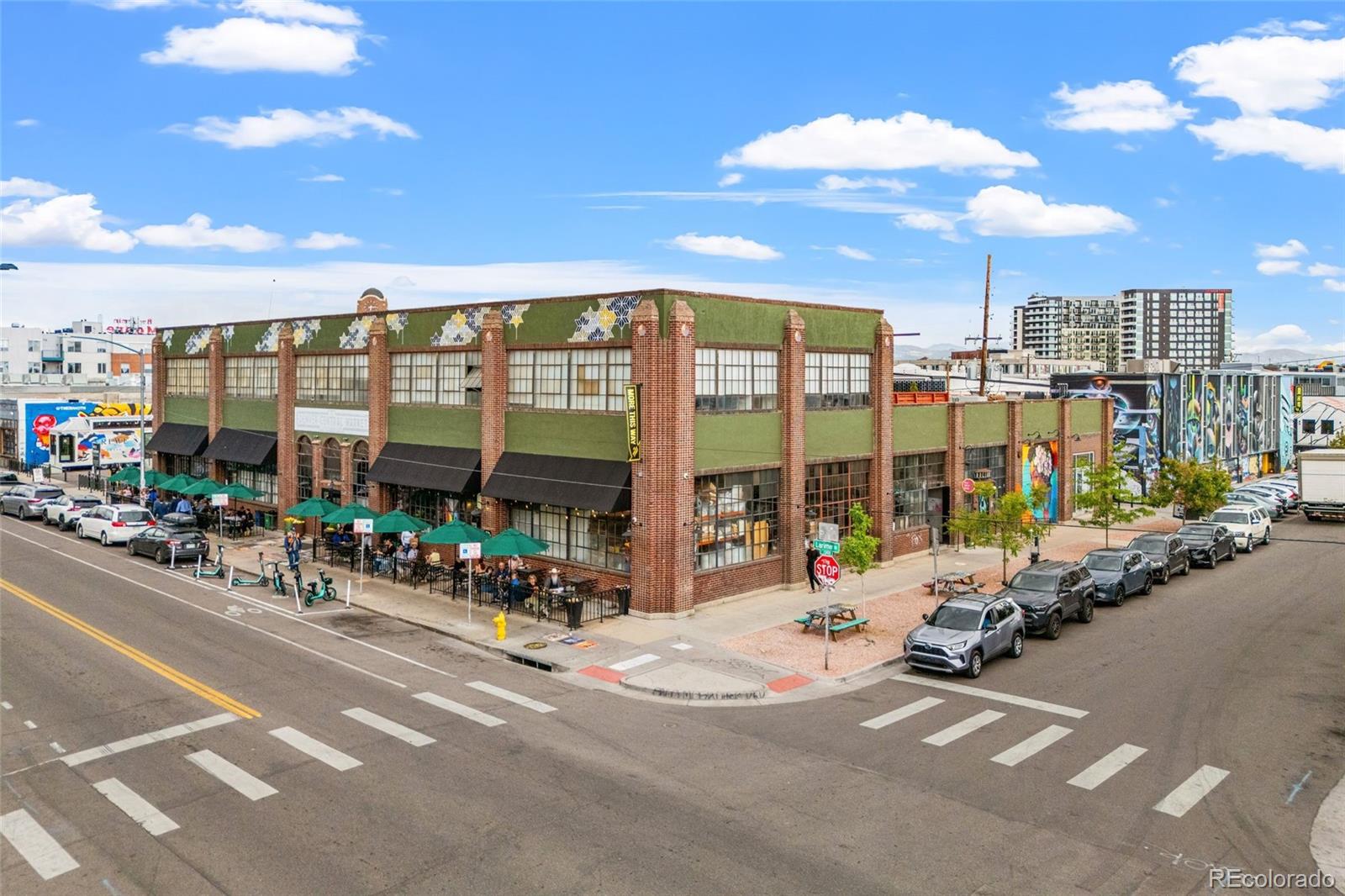 2515 Larimer Street