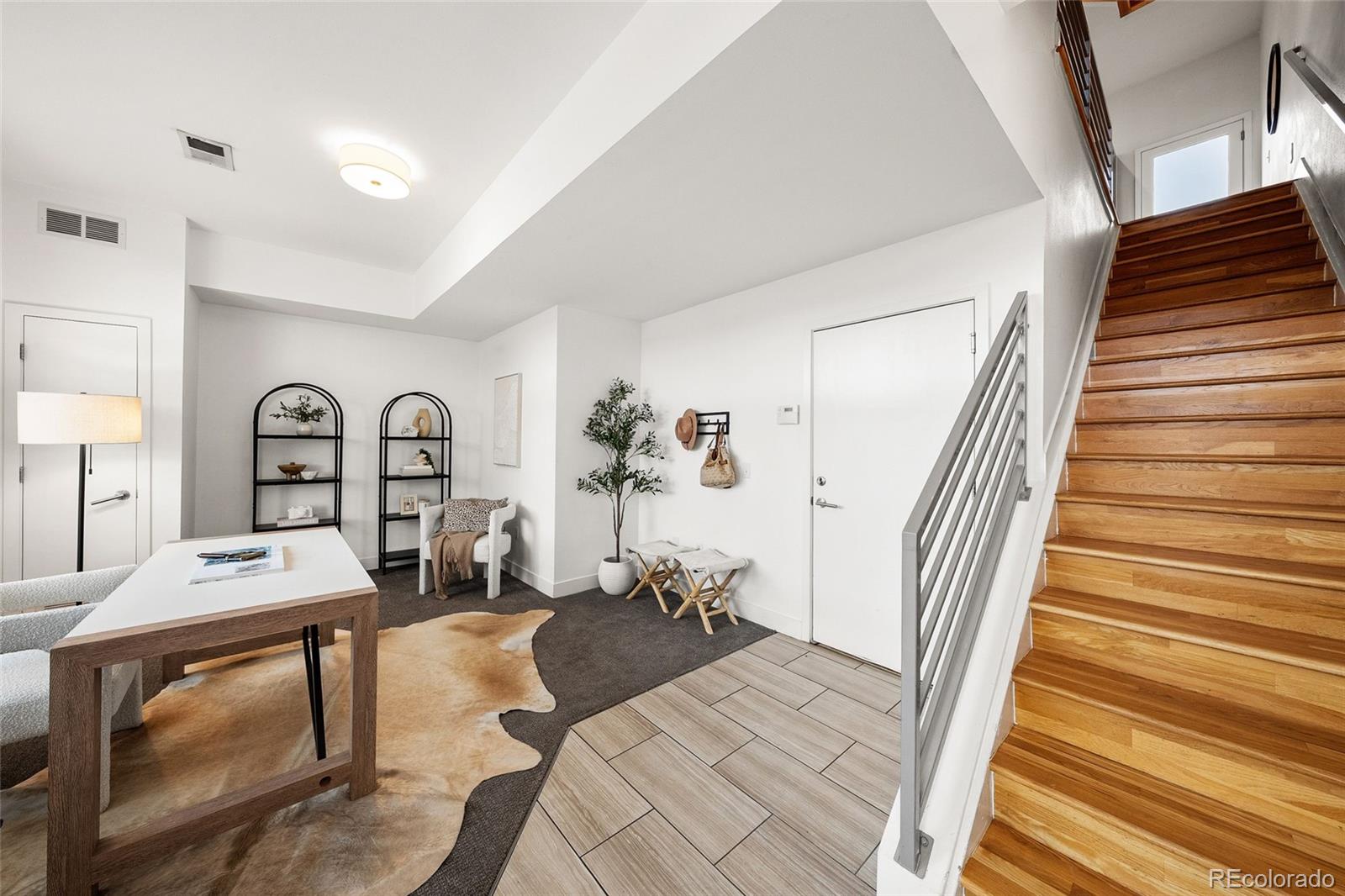 2515 Larimer Street