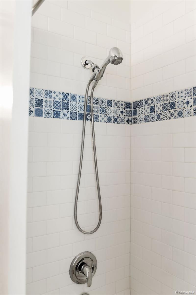1029 N Pennsylvania Street Unit: 2E
