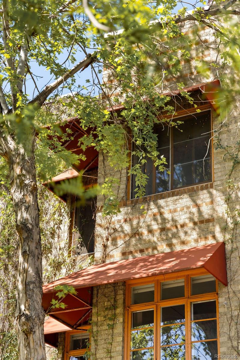 1029 N Pennsylvania Street Unit: 2E