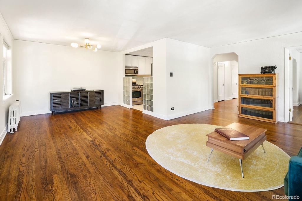 1029 N Pennsylvania Street Unit: 2E