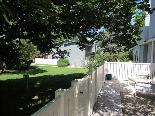2876 S Wheeling Way