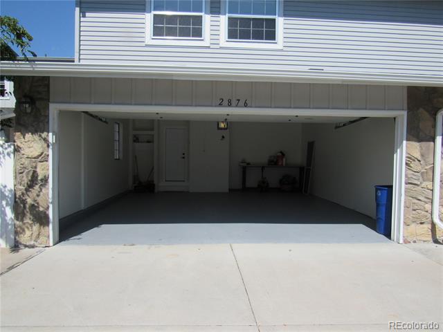2876 S Wheeling Way