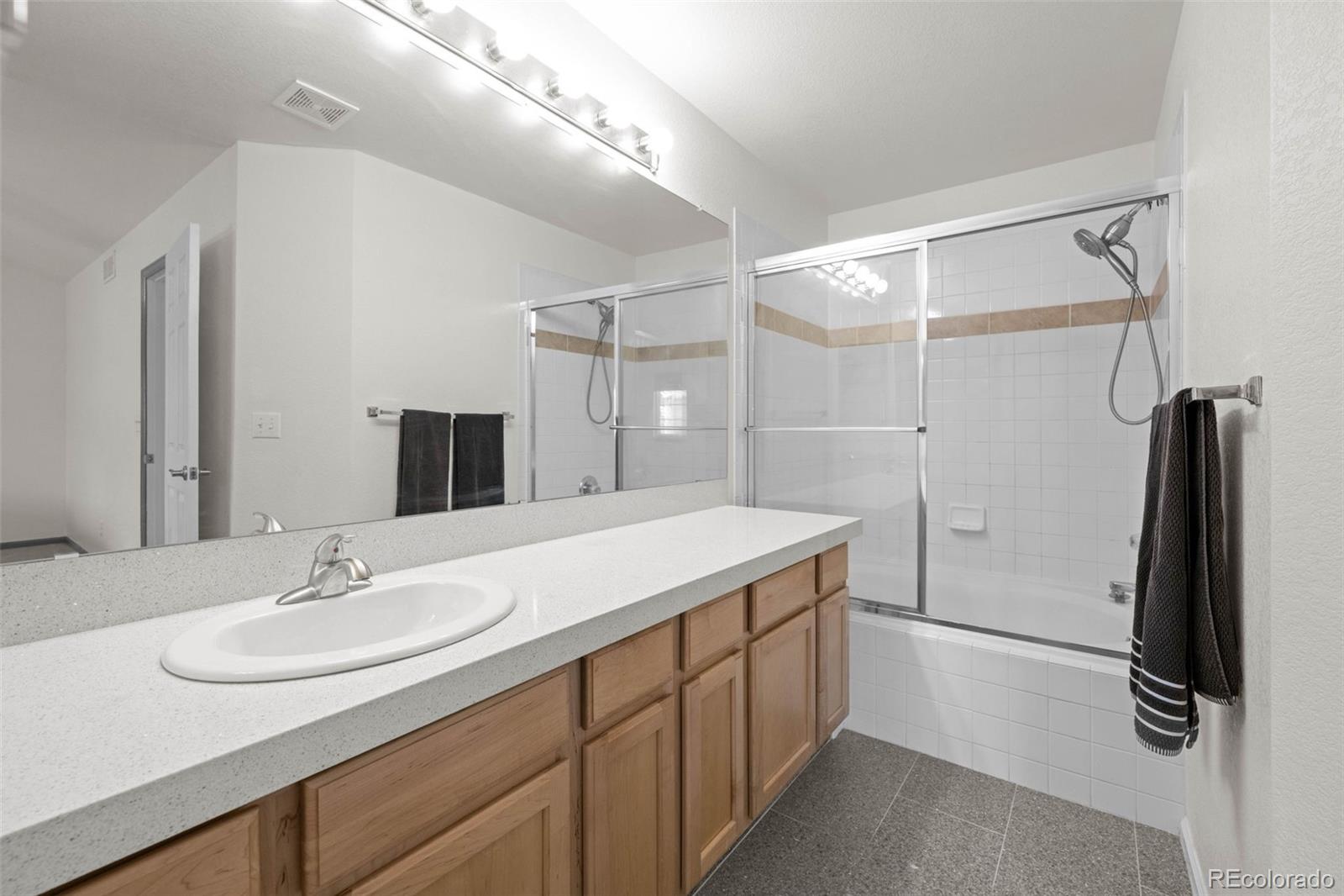 9610 Brentwood Way Unit: B