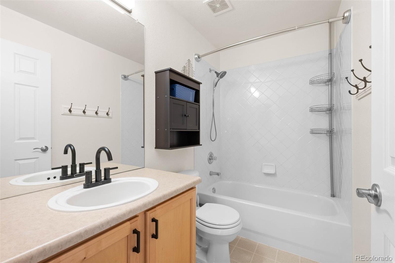 9610 Brentwood Way Unit: B