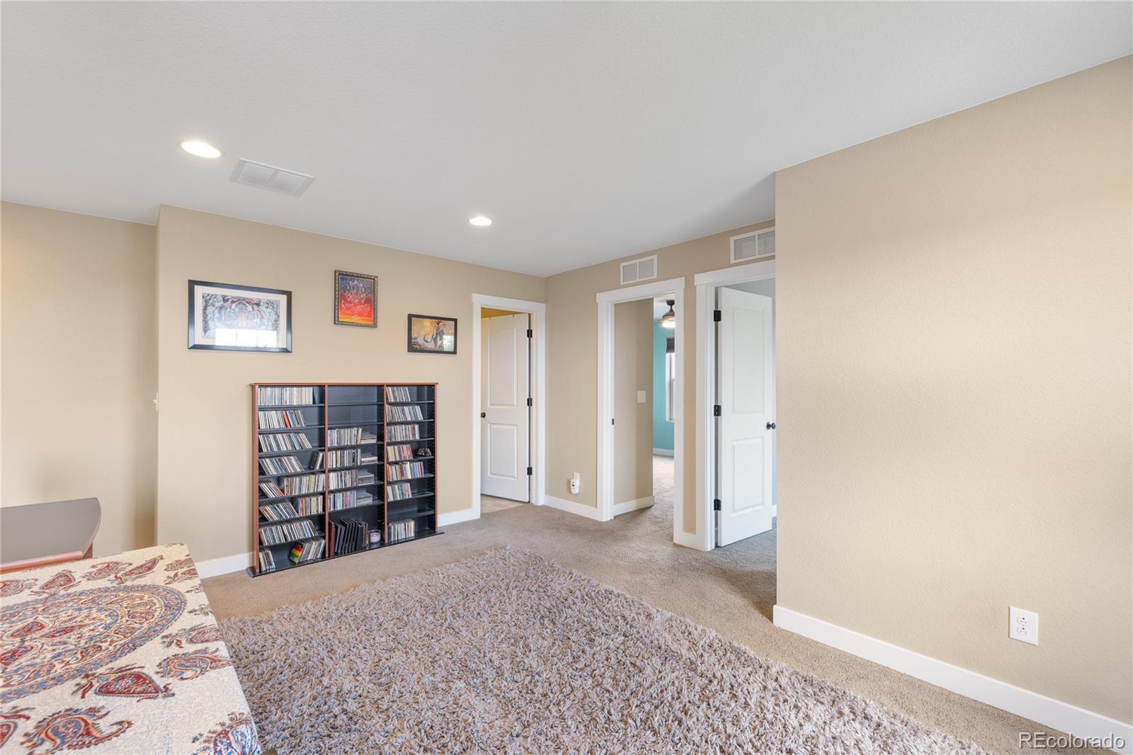 2351 W 165th Pl