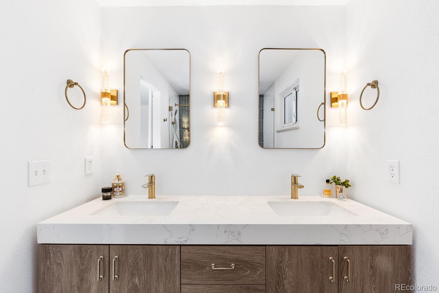 6246 W Coal Mine Place