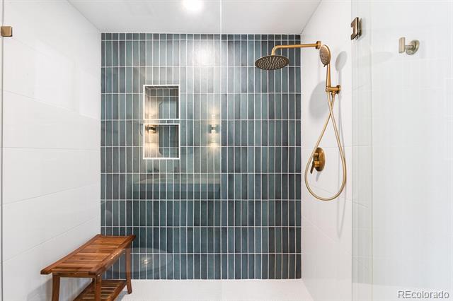 6246 W Coal Mine Place