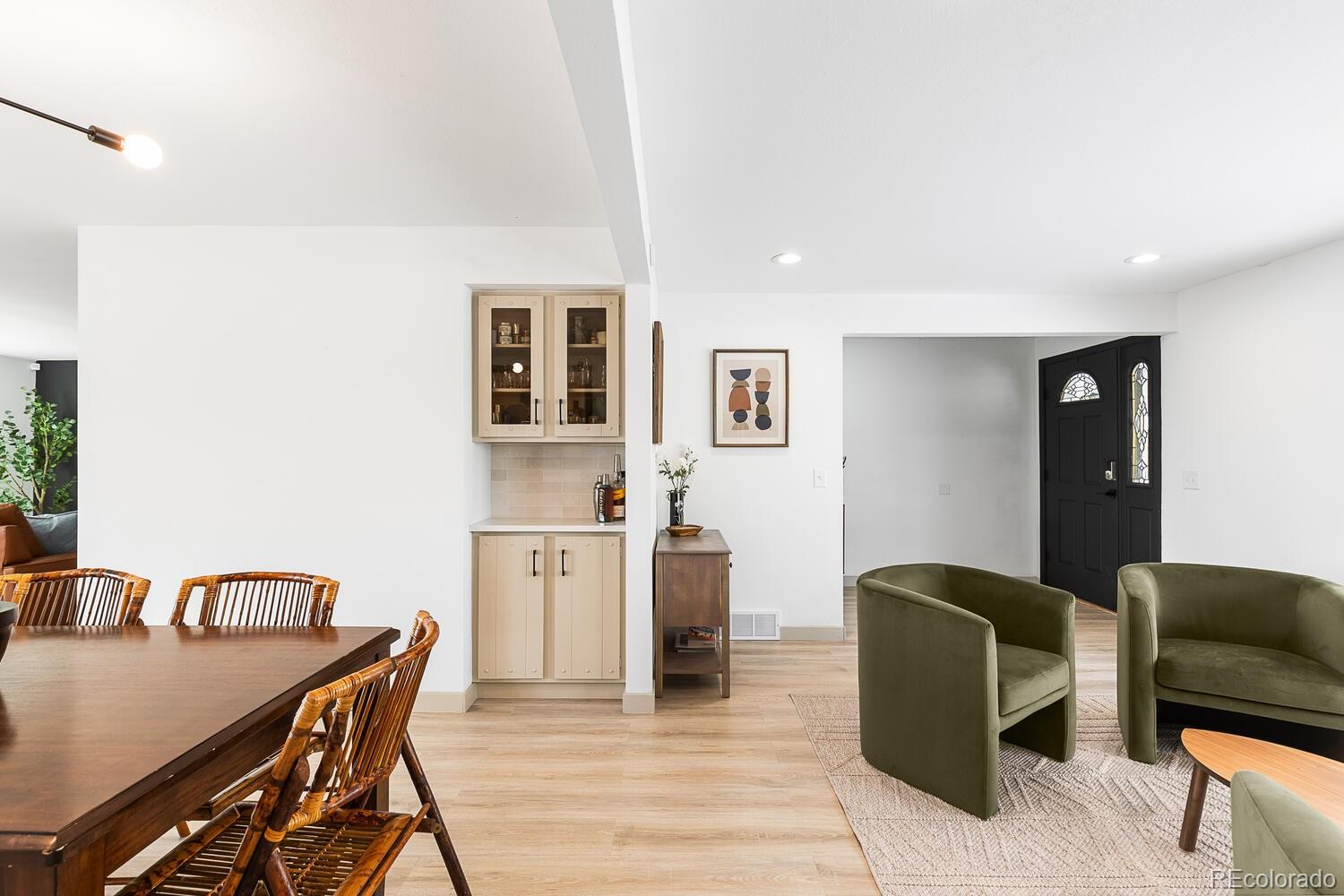 6246 W Coal Mine Place