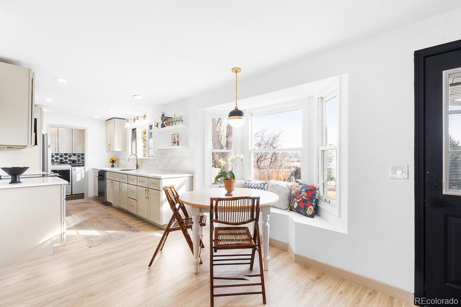 6246 W Coal Mine Place