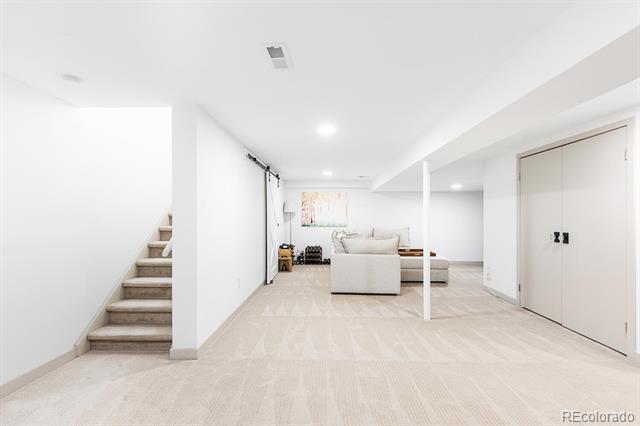 6246 W Coal Mine Place