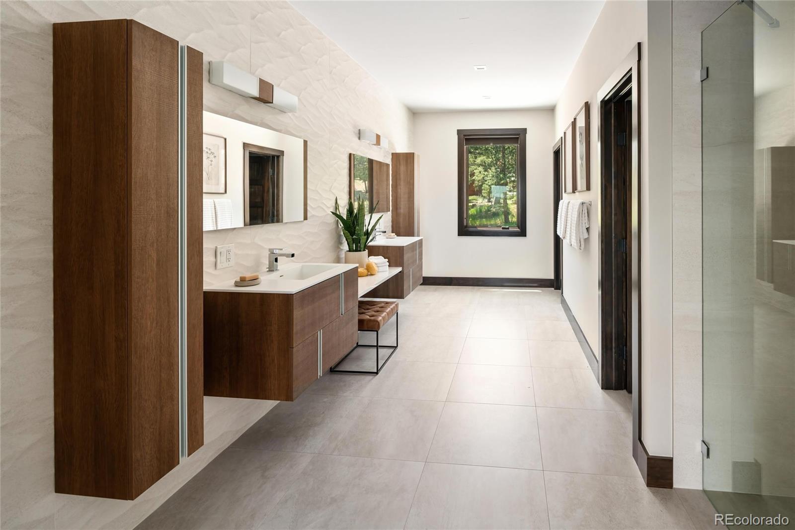 29822 Troutdale Scenic Drive