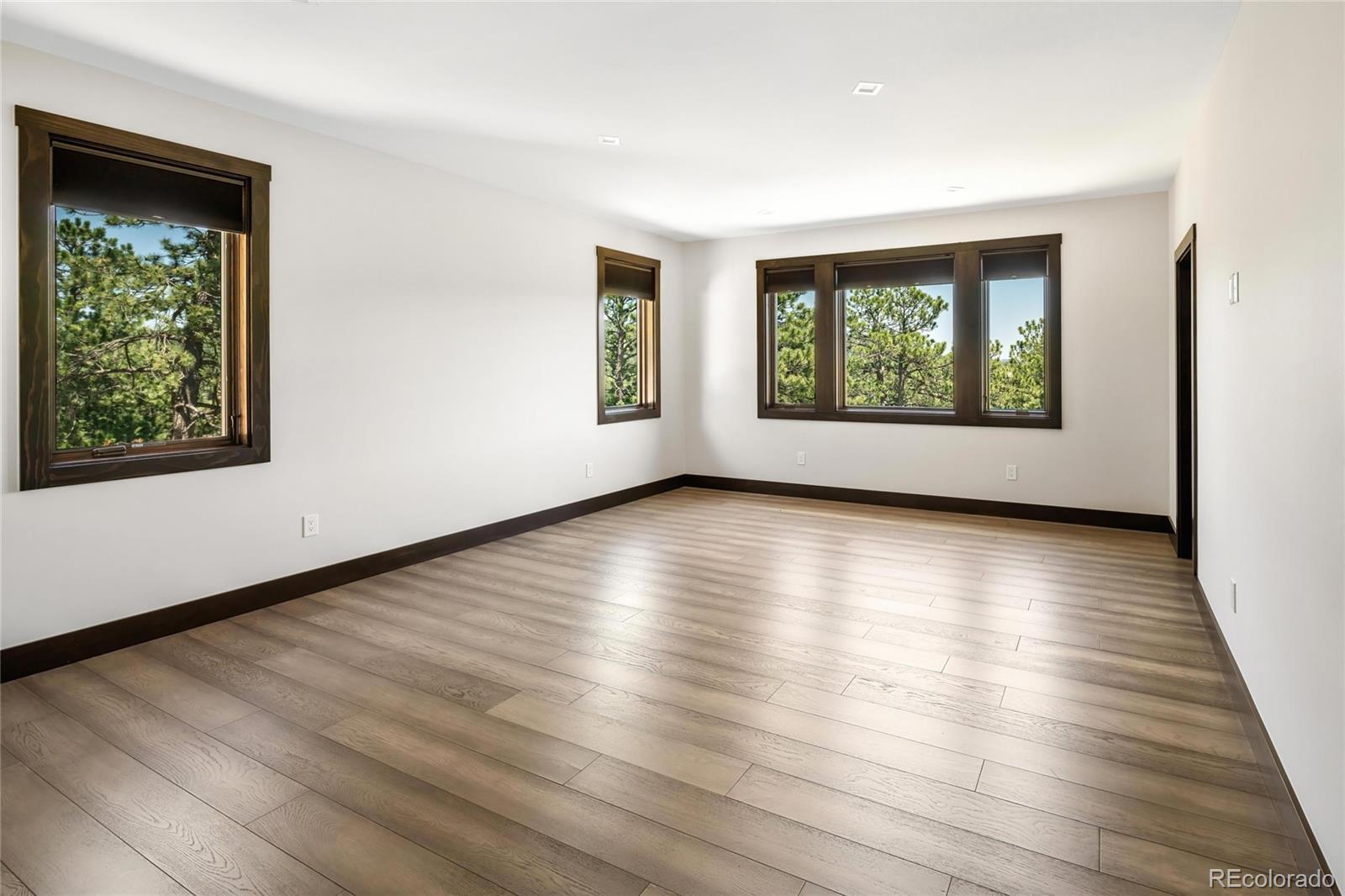 29822 Troutdale Scenic Drive