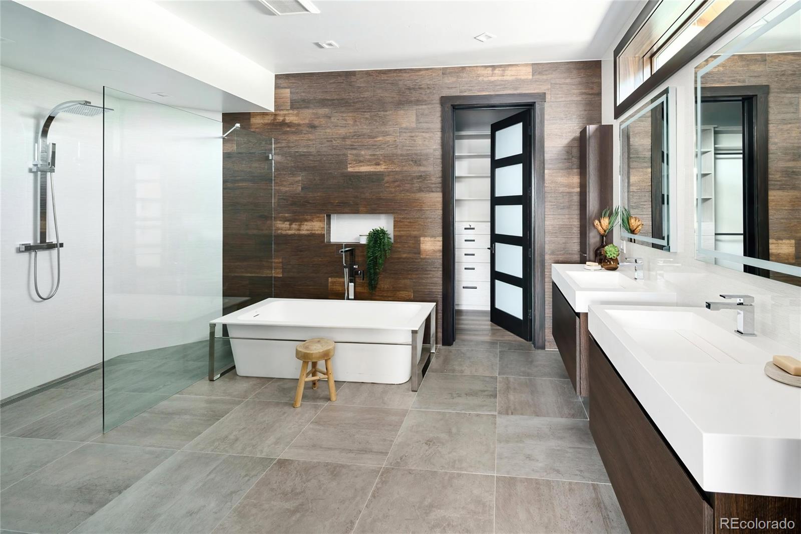 29822 Troutdale Scenic Drive